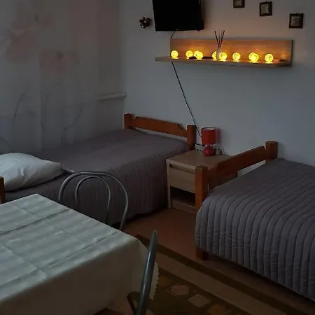 U Marty Homestay